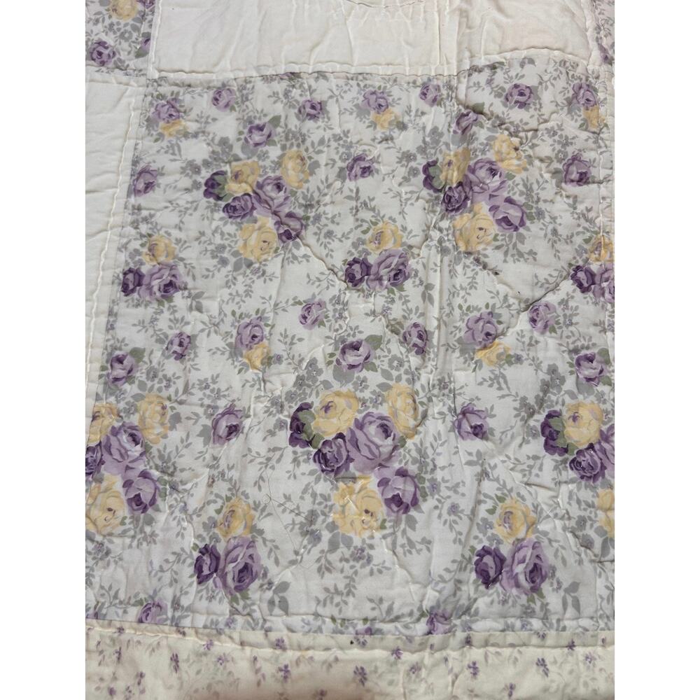 Cottagecore Lavender Floral Embroidered Wreath Design Patchwork Quilt Queen Size - Picture 4 of 11